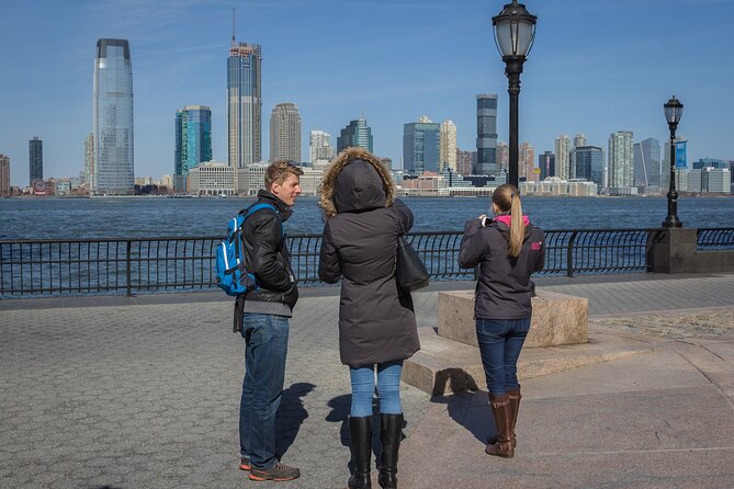 New York City Custom Private Tour With a Local Guide - Why Choose a Local Guide