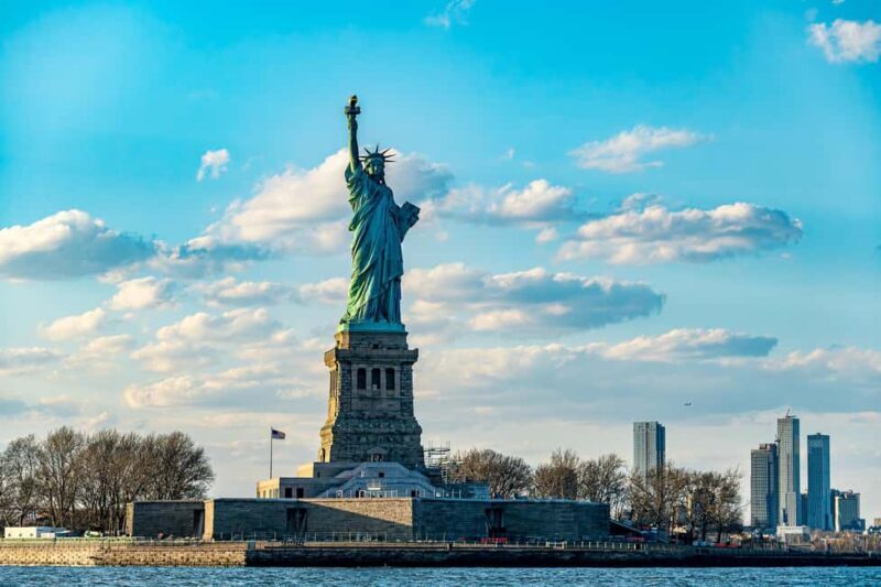 New York City: Fall Foliage Oktoberfest Cruise - Practical Tips for Travelers