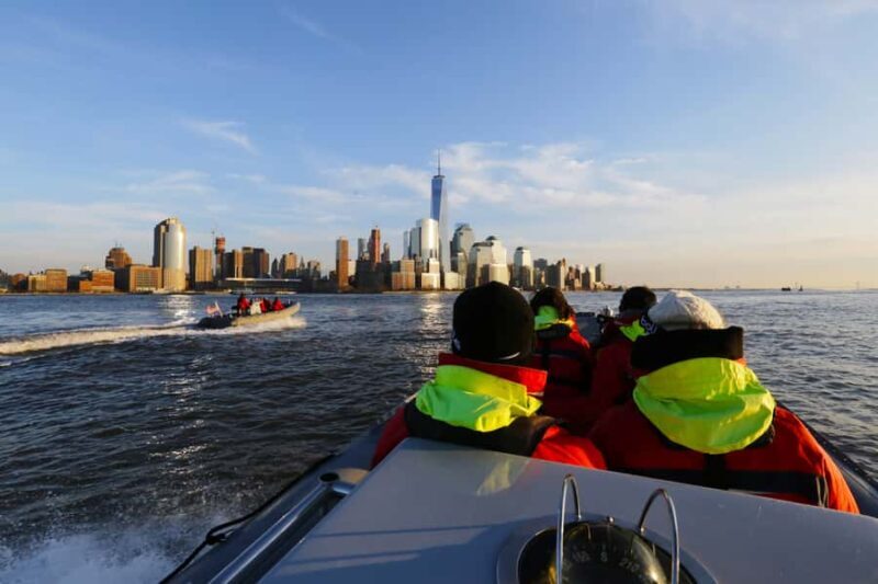 New York City: Harbor Speedboat Tour - from Chelsea Piers - Key Points
