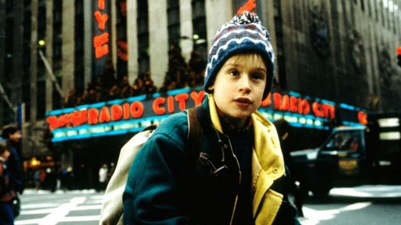 New York City: Home Alone & Elf Filming Locations Tour 60min - Exploring the Tour: What to Expect