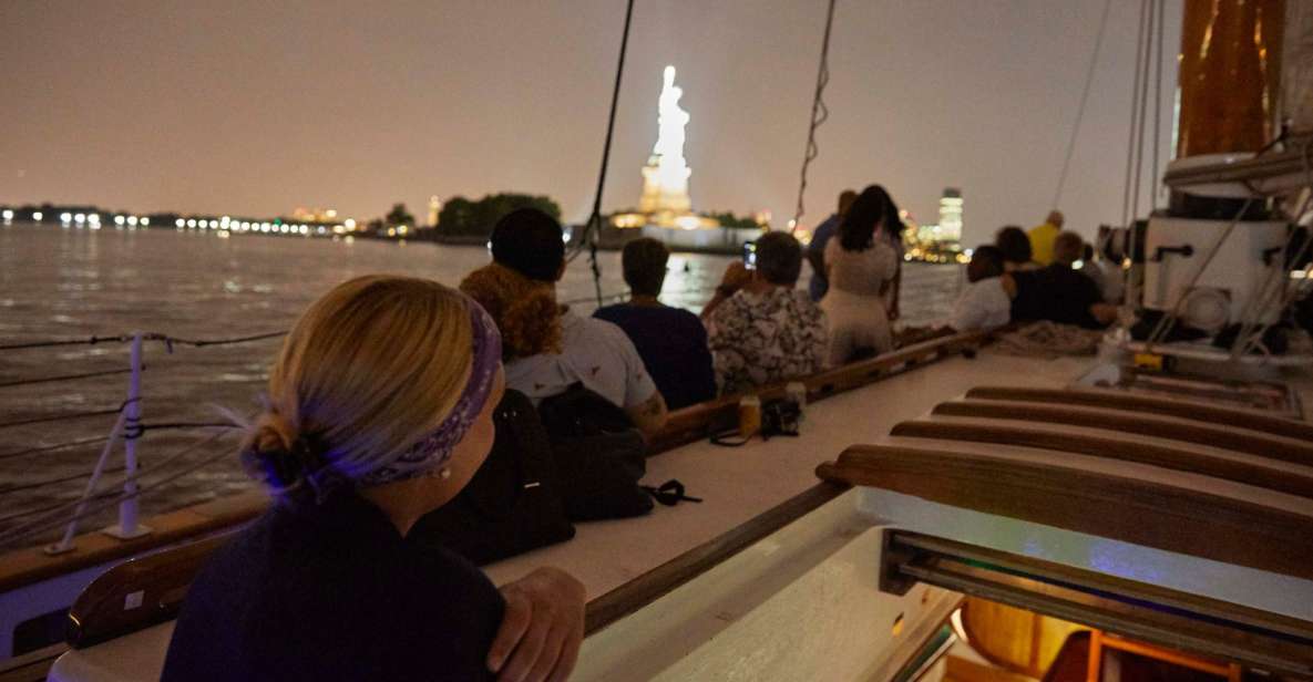 New York City Lights Schooner Cruise - Onboard Amenities