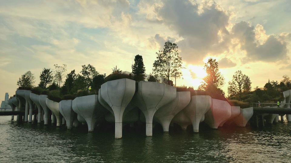 New York City: Secrets Of High Line Park Walking Tour - Getting to the High Line