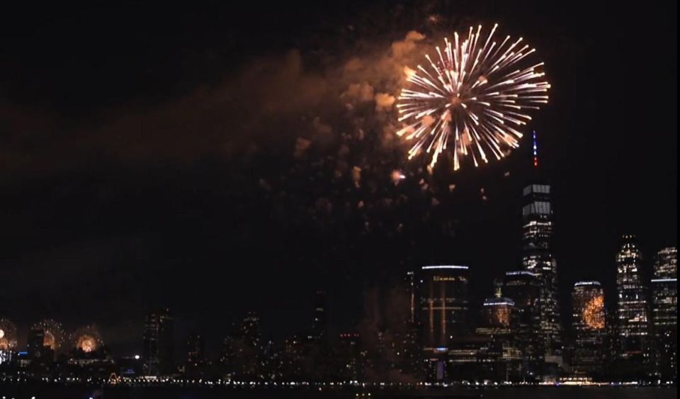 New York City Skyline & 4th of July Fireworks - Inclusions