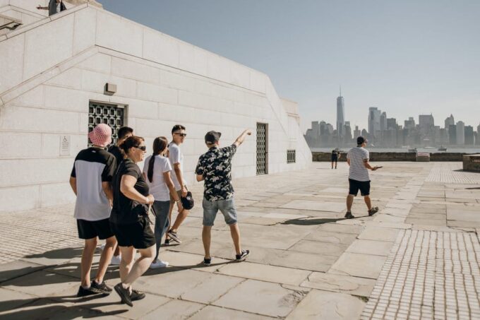New York City: Statue of Liberty & Battery Park Guided Tour - Getting to the Tour