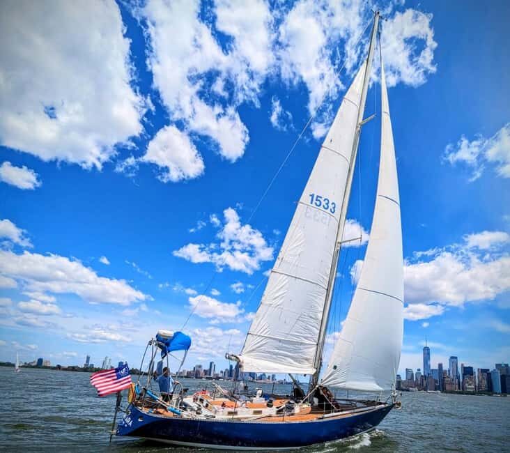 New York City: Statue of Liberty Sailing Charter - An In-Depth Look at the Experience