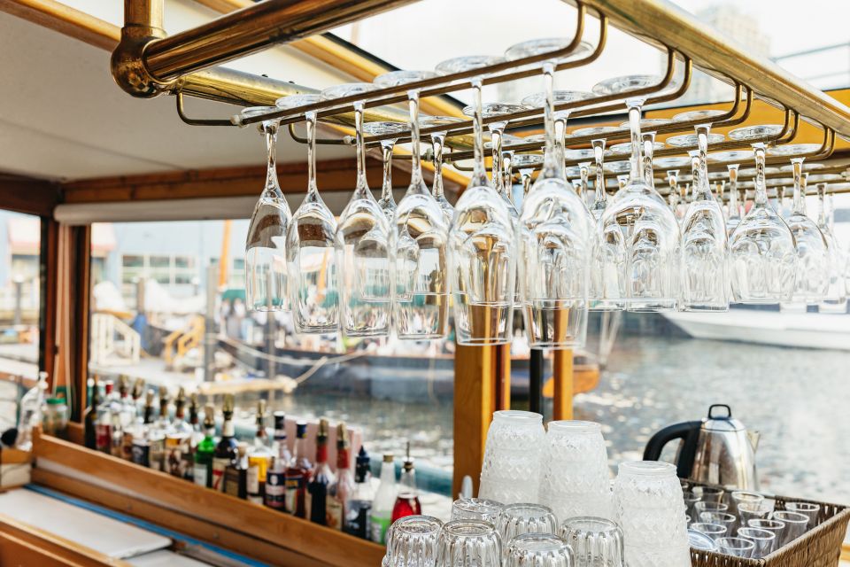 New York City: Sunset Yacht Cruise - Group Booking Policies