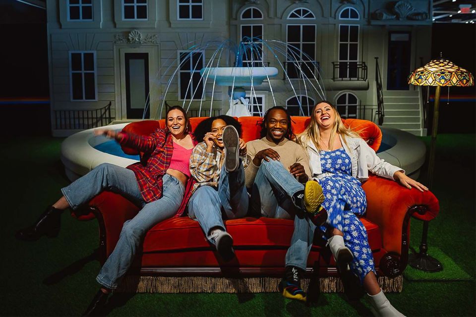 New York City: The FRIENDS™ Experience Entry Ticket - Exploring Set Recreations and Props