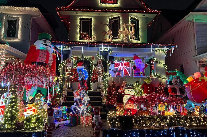 New York Dyker Heights Christmas Tour - Practical Details and What You’ll Get