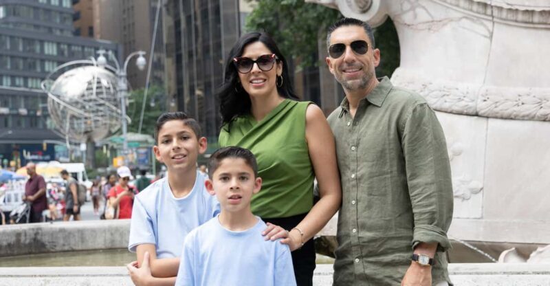 New York: Photoshoot in NYC DUMBO BROOKLYN BRIDGE - What to Expect During the Photoshoot