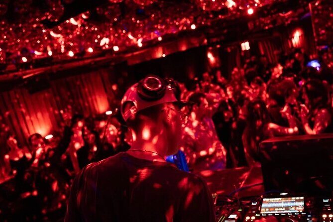 New York Saturday Night Party with VIP Entry - Key Points