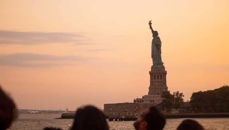 New York: Sunset Cruise with Statue of Liberty Views - FAQ