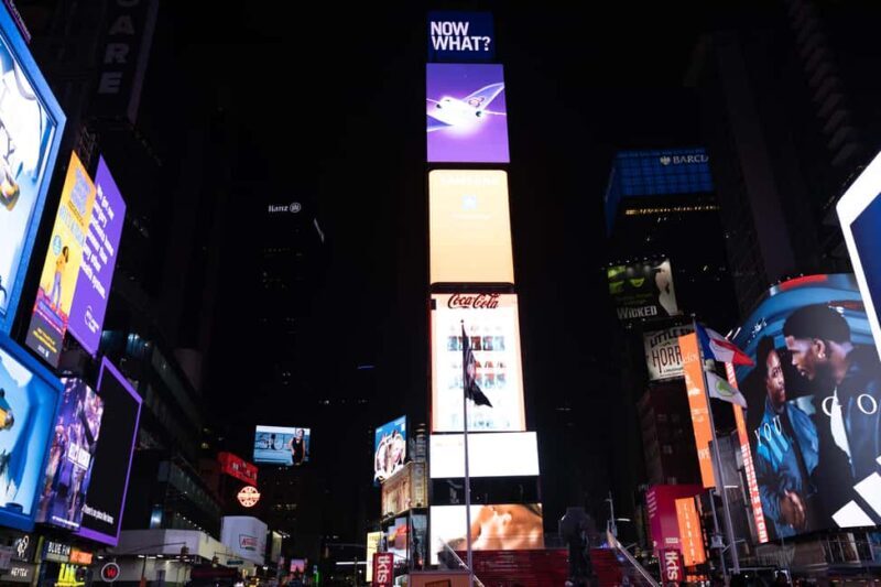 New York: Times Square Evening Walking Tour with Hot Dog - Why Choose This Tour?