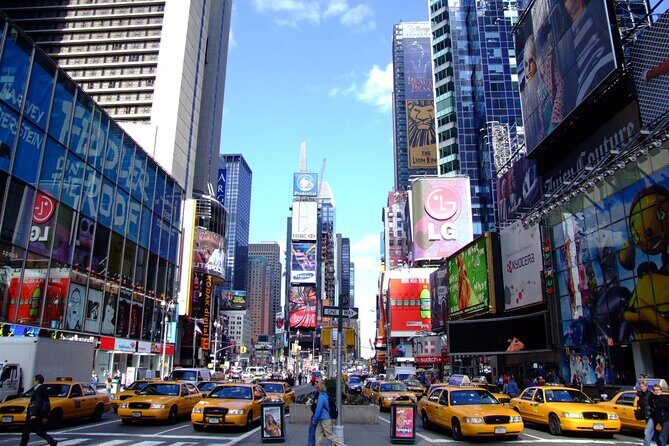 Newark Airport EWR Round-Trip Private Transfer by Luxury SUV - An In-Depth Look at the Newark to NYC Luxury SUV Transfer