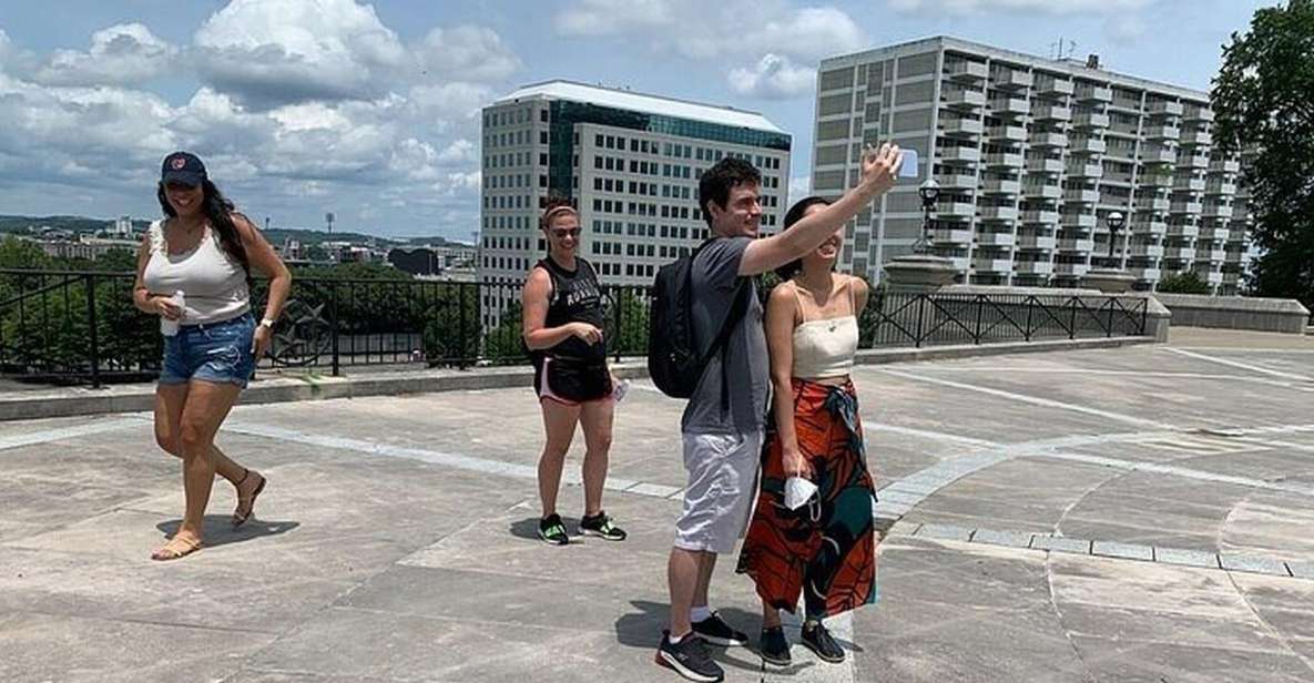 Newark Scavenger Hunt - Who the Hunt Is Suitable for