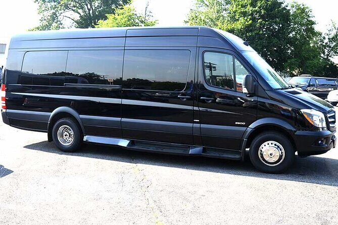 Newark To Manhattan Private Transfer in SUV, Limousine or Van - Why Consider This Transfer Service?