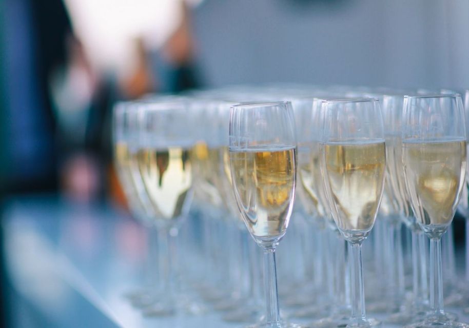Newport Beach: Christmas Eve Buffet Brunch or Dinner Cruise - Additional Information