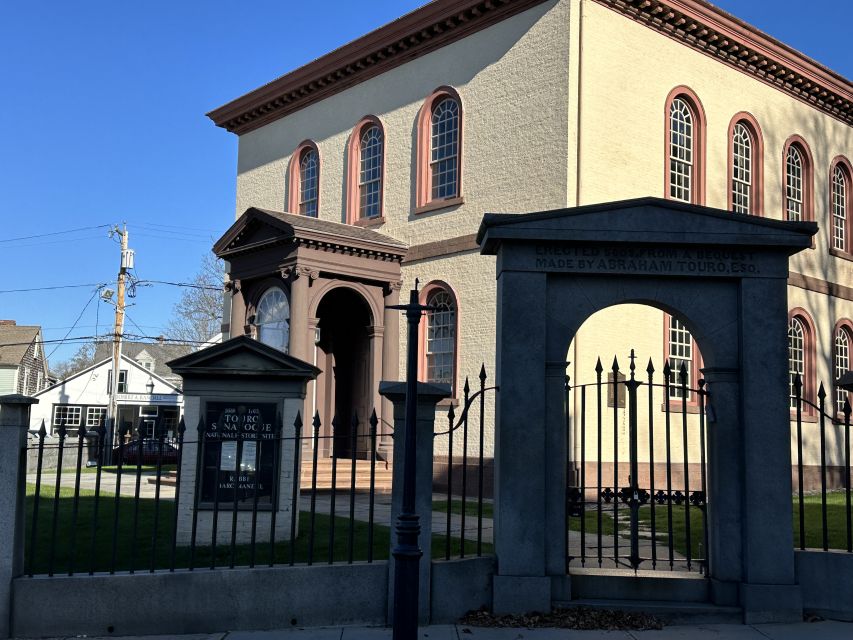 Newport: Downtown Historic Self-Guided Audio Walking Tour - Logistics