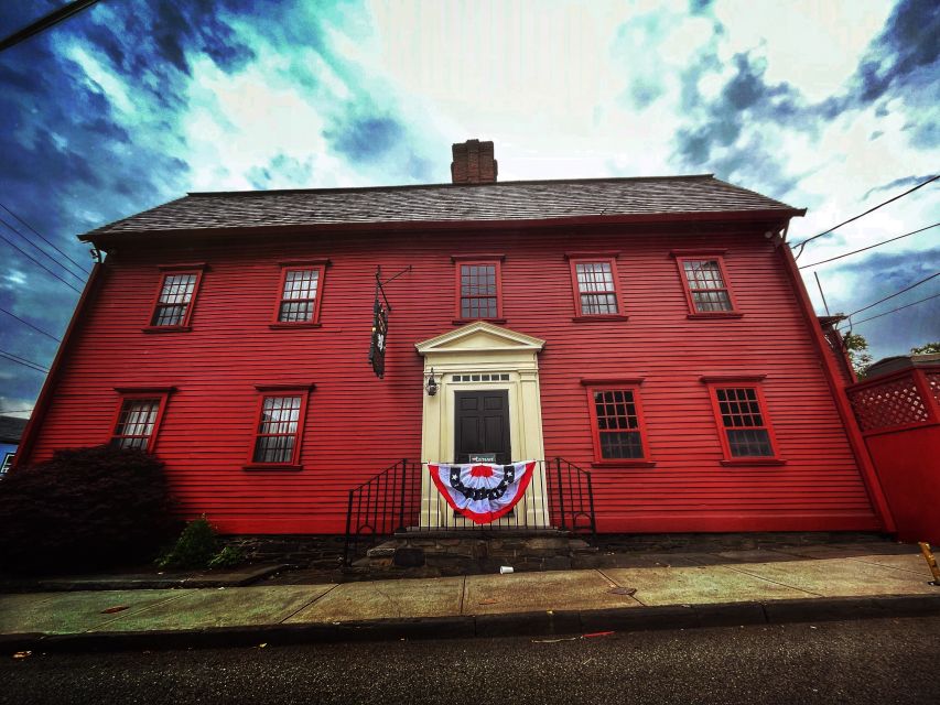 Newport Ghosts: Seaside Hauntings and Hags Tour - Notorious Newport Murderers Mysterious Escape