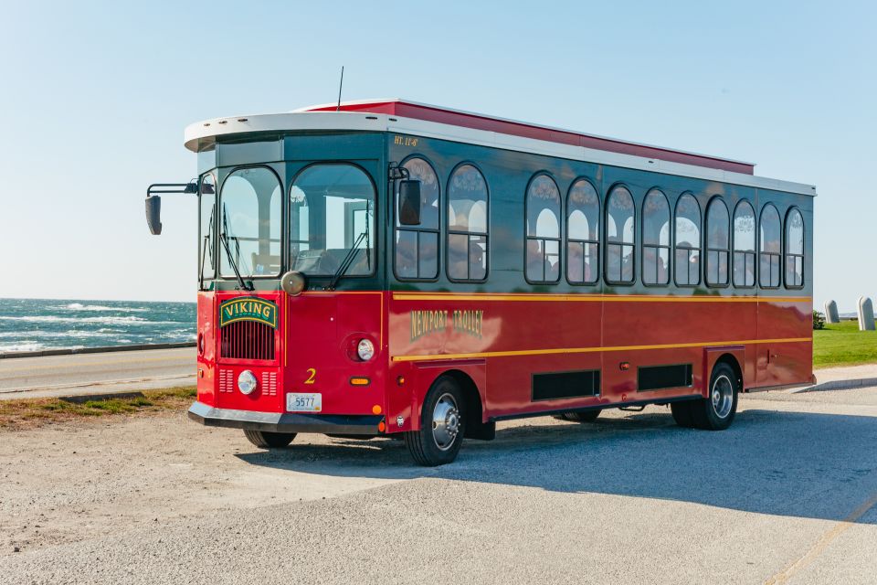 Newport: Scenic Trolley Tour - Highlights of the Newport Waterfront