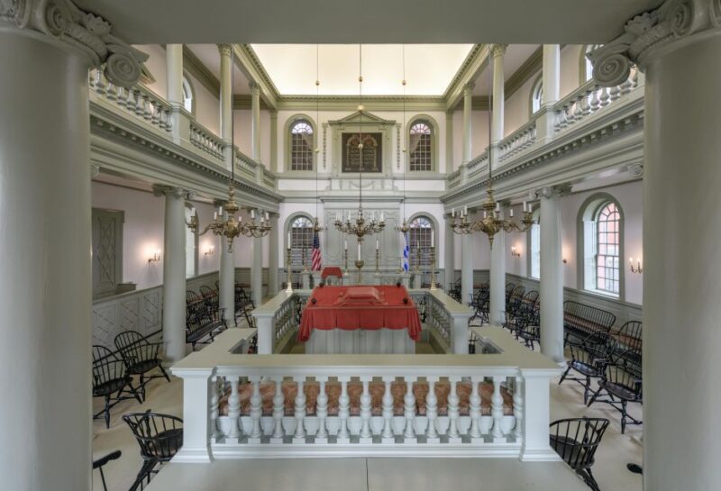 Newport: Touro Synagogue Entry and Guided Tour - Interactive Exhibits at Loob Center