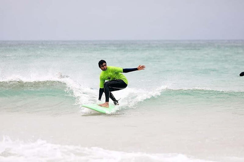 Newquay: 2hour Surf Experience - Private 1:1 or 2:1 lesson - A Close Look at the Newquay Surf Lesson