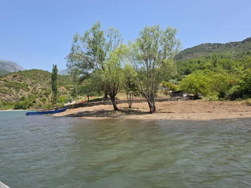 N'Gegaj- Vau i Dejës Lake: Shurdhah Island and Boat Tour - Key Points