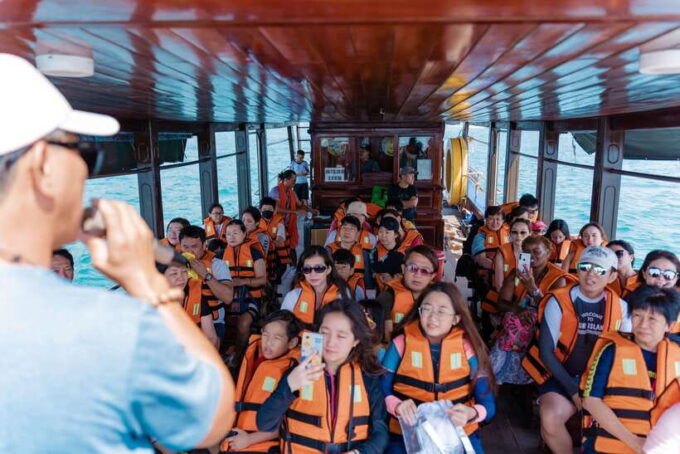 Nha Trang: Coral Reef Snorkeling and Floating Bar Party - Important Tips for Your Trip