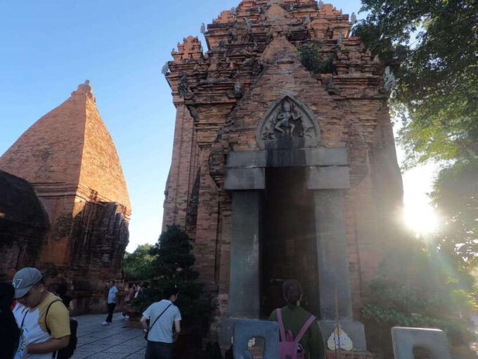 Nha Trang: Private Half-Day Tour With Lunch and Hotel Pickup - Transportation and Accessibility Options