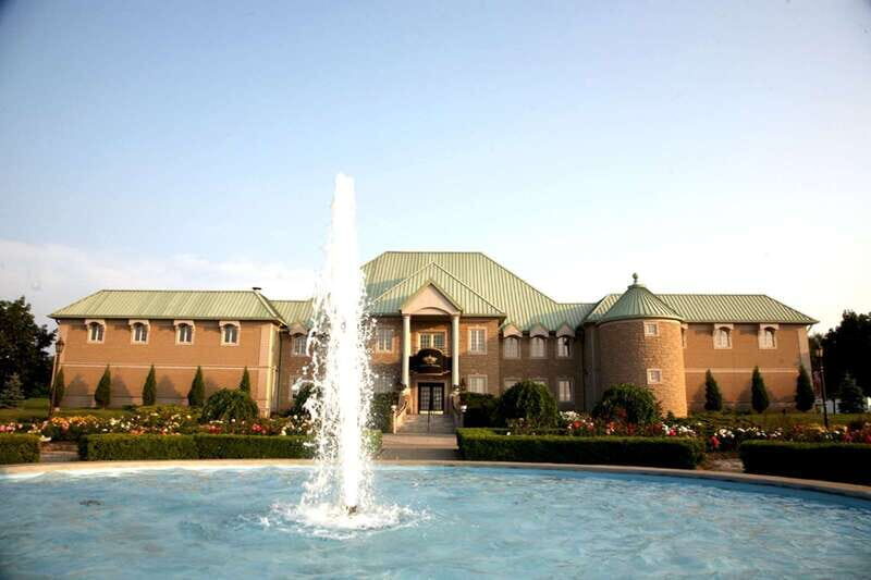 Niagara, Canada: Half-Day Winery Tour with Tastings - Who Is This Tour Best For?