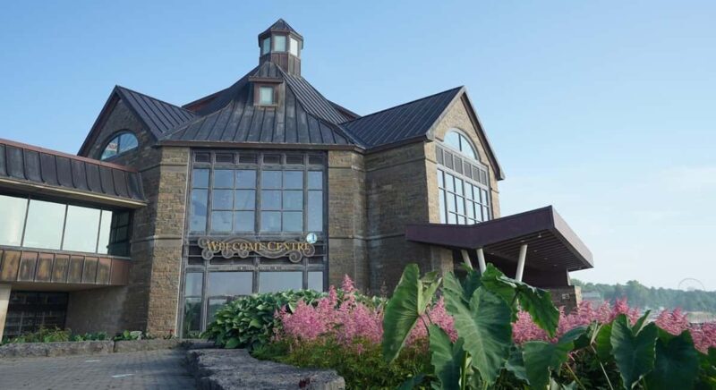 Niagara Falls: 5 Attraction Pass, WEGO Bus & Audio Guide - Key Points