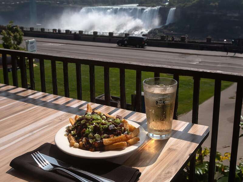 Niagara Falls, All Canadian Food Small Group Walking Tour - An In-Depth Look at the Experience
