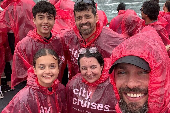 Niagara Falls Bus and Boat Tour with Maple and Chocolate Tastings - What to Expect from the Tour: A Detailed Breakdown