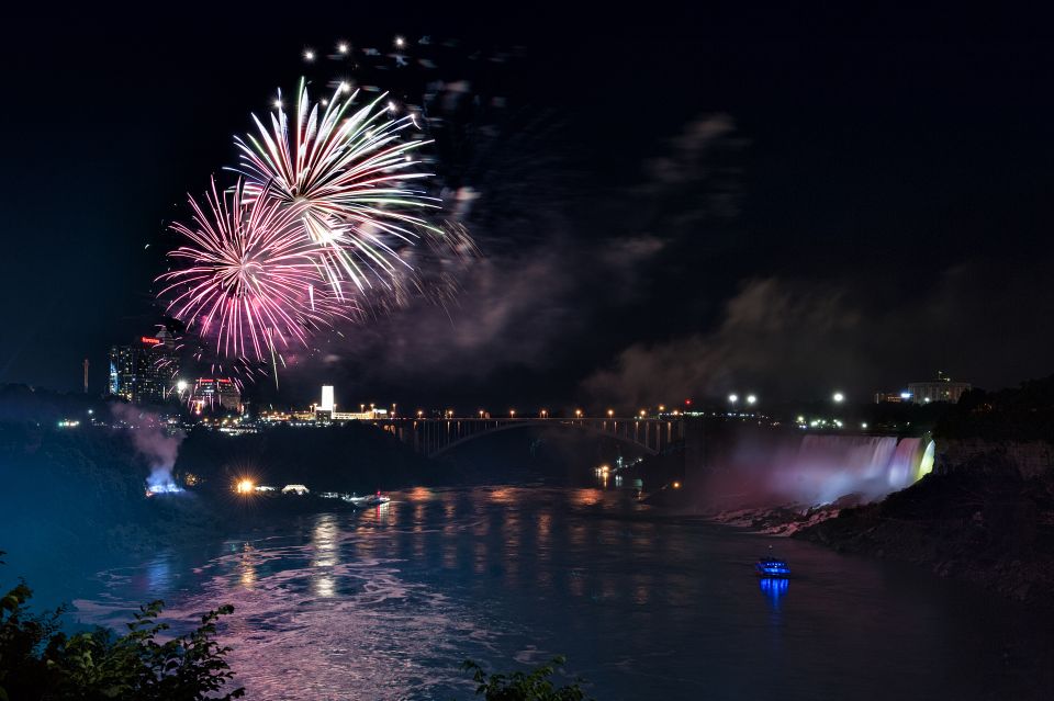 Niagara Falls, Canada: Evening Fireworks Cruise - Cruise Schedule