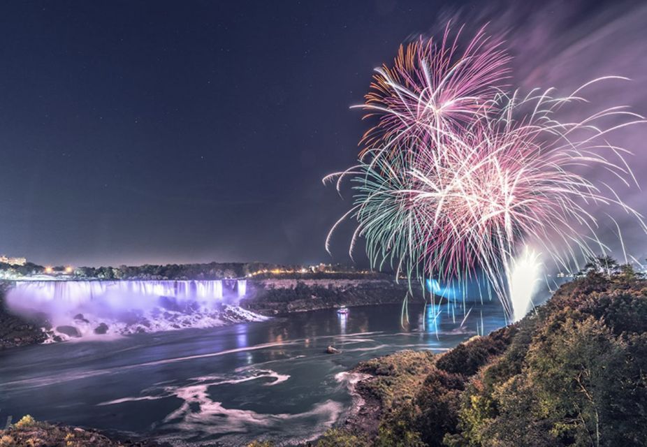 Niagara Falls, Canada: Evening Fireworks Cruise - Cruise Inclusions