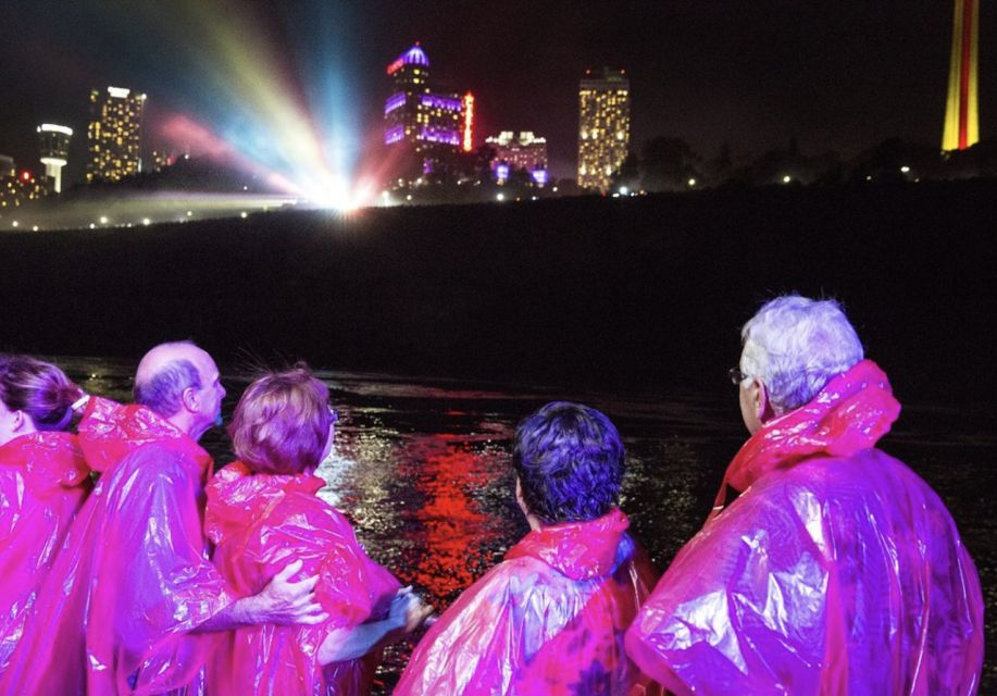Niagara Falls, Canada: Evening Fireworks Cruise - Fireworks Display