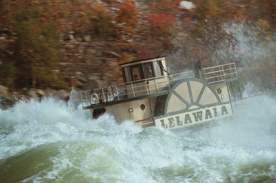 Niagara Falls, Canada: Niagara Adventure Theater - Captivating Histories and Stories