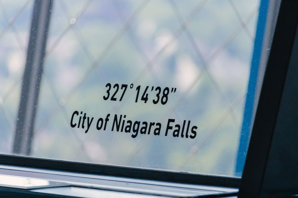 Niagara Falls, Canada: Skylon Tower Observation Deck Ticket - Dining and Dining Options