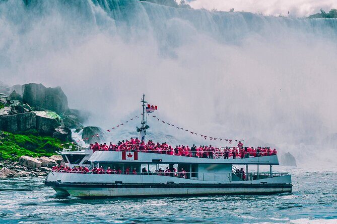 Niagara Falls Day Tour, Boat Cruise and Journey Behind the Falls - An In-Depth Look at the Tour Experience