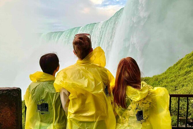 Niagara Falls Day Tour, Boat Cruise and Journey Behind the Falls - The Sum Up