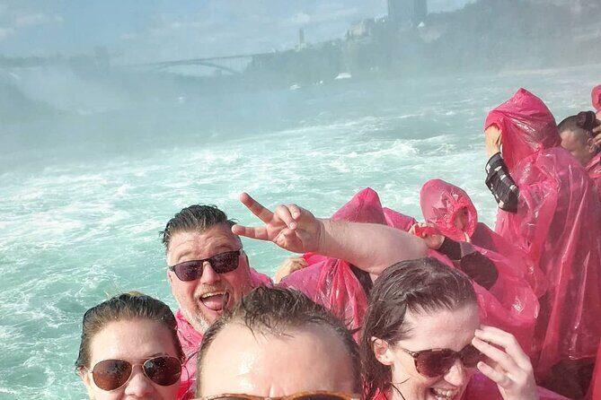 Niagara Falls Day Tour from Toronto and Skip the Line Boat Cruise - What’s Praised Most?