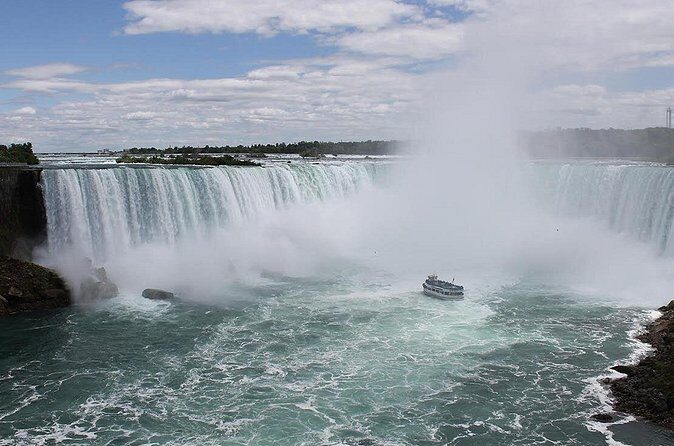 Niagara Falls Day Tour from Toronto with Wine Tasting - FAQ