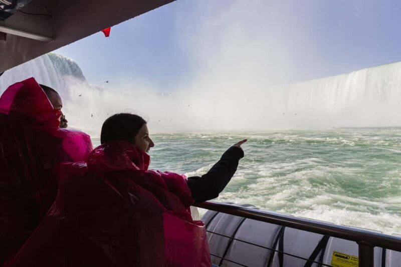 Niagara Falls: Early Access Boat & Journey Behind the Falls - The Itinerary in Detail