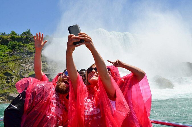 Niagara Falls Full-Day Tour from Mississauga - FAQ