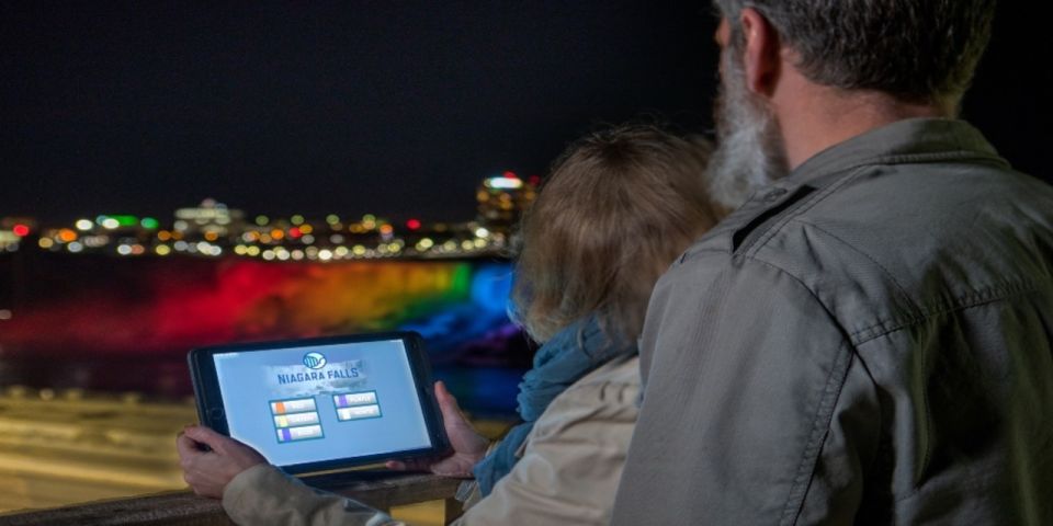 Niagara Falls: Guided Night Tour W/ Dinner & Hotel Transfer - Small Group Experience