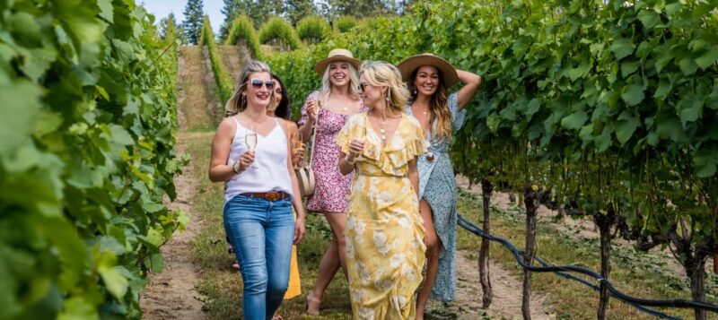 Niagara Falls: Public Niagara Wine Tour With Transportation - Customer Feedback and Ratings