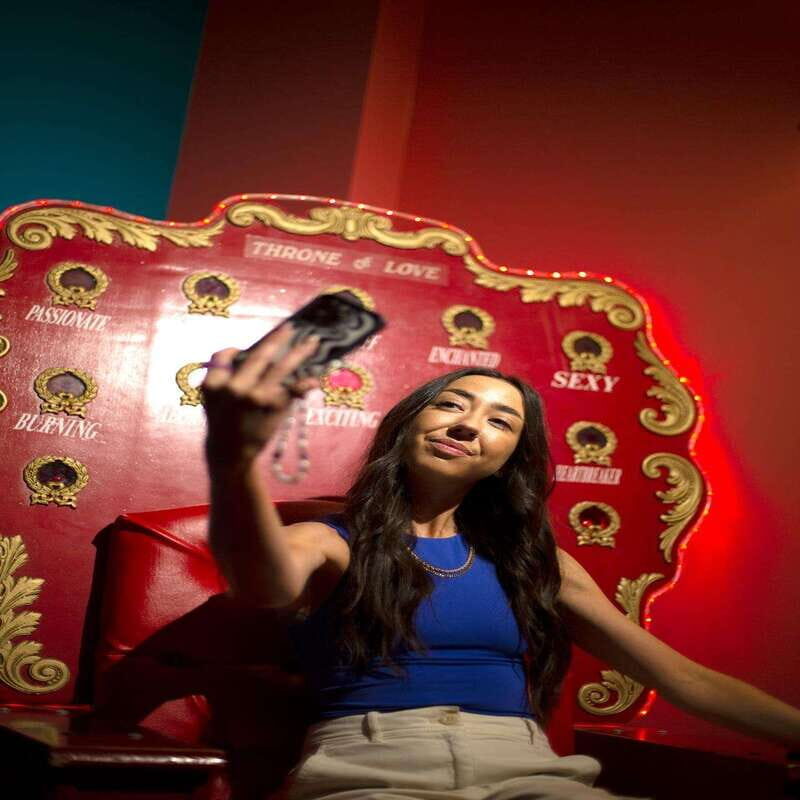 Niagara Falls: Ripley's Believe It or Not! Museum Entry - What to Expect at Ripleys Believe It or Not! Museum