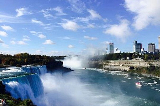 Niagara Falls to New York City One Way Intercity Transfer Service - Who Should Consider This Transfer?