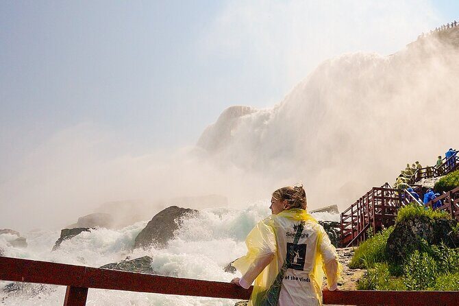 Niagara Falls USA Highlights Tour with Cave of the Winds - Luna Island and Terrapin Point