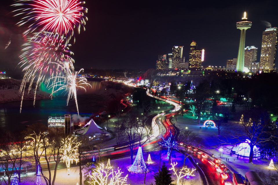 Niagara Falls, USA: Lights Show and Fireworks Tour by Bus - Flexibility