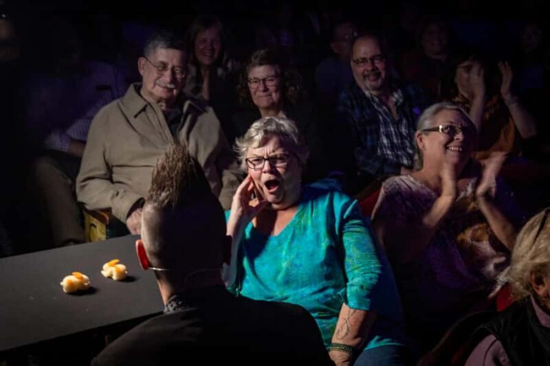 Niagara Falls, USA: Magic Theatre - Illusionist Leon Etienne - The Sum Up